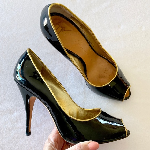 Giuseppe Zanotti Shoes - Giuseppe Zanotti black patent peep toe pumps